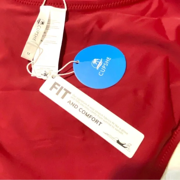 CUPSHE Deep V-Neck One-Piece Swimsuit - Picture 8 of 11